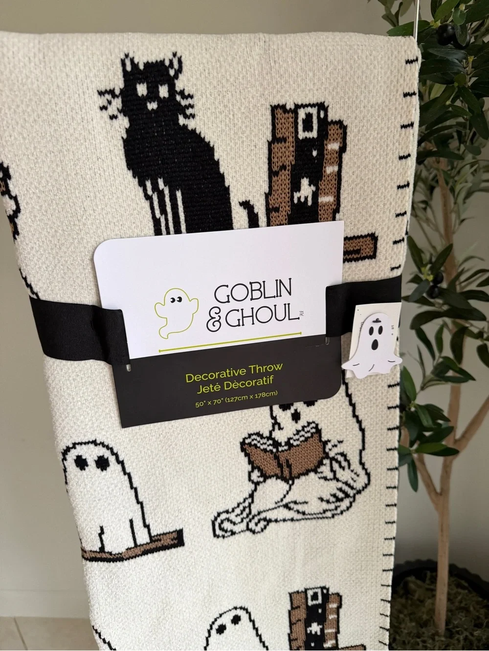 Viral Ghost Reading a Book with Cats Halloween Blanket